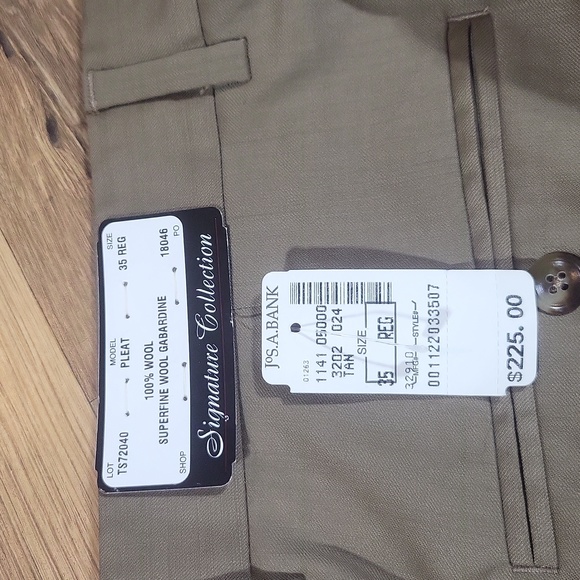 JOS. A. BANK Tan Kaki Superfine 100% Wool Gabardine Pleated Dress Pants - 35 Reg - Picture 6 of 16